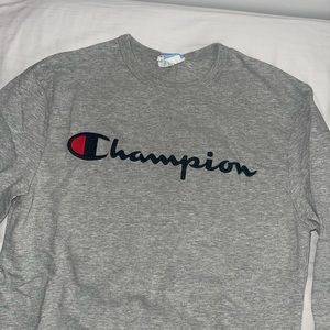 Champion long sleeve shirt